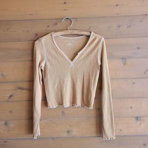 American Eagle Thermal Long Sleeve Crop Vneck Medium Camel Brown Shirt Top